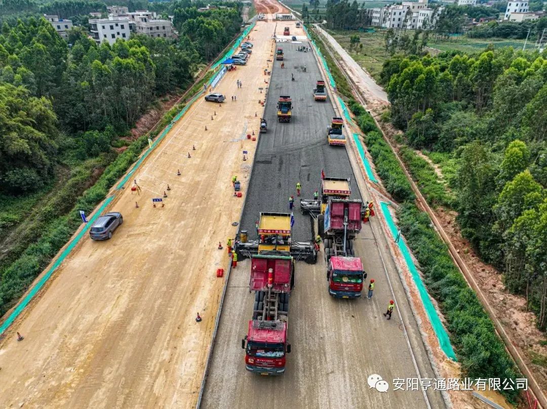 【省重 點(diǎn)項(xiàng)目】3D技術(shù)“打印”高速公路，南三島大橋項(xiàng)目進(jìn)入路面工程施工階段